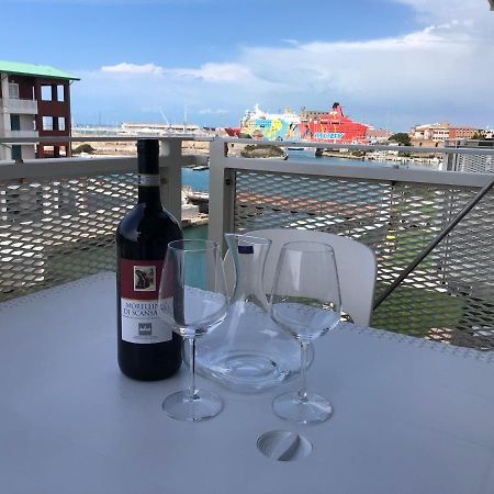 Kasia Porta Sul Mare Di Livorno Free Parking Exterior photo