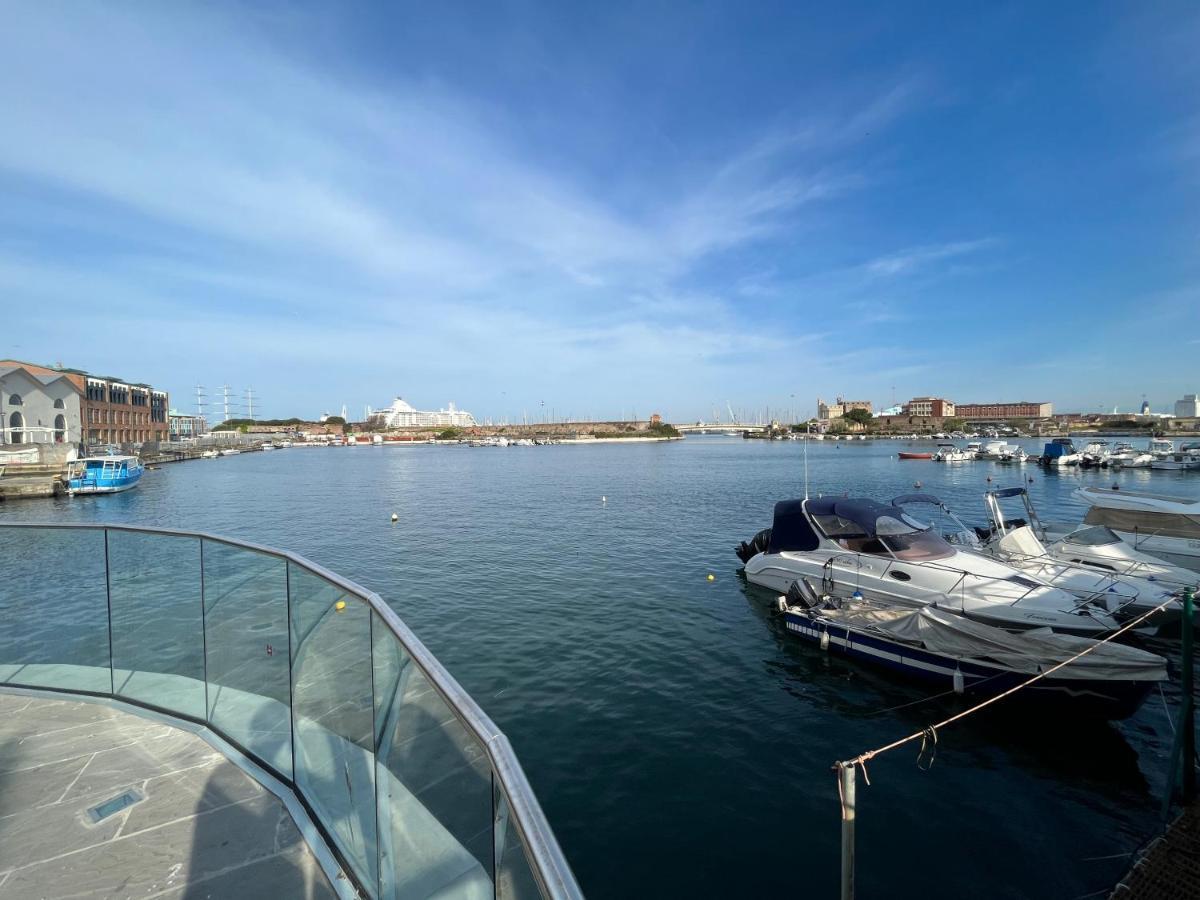 Kasia Porta Sul Mare Di Livorno Free Parking Exterior photo